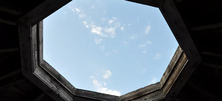 Octagon Window Installation Contractors in Montreal, Quebec